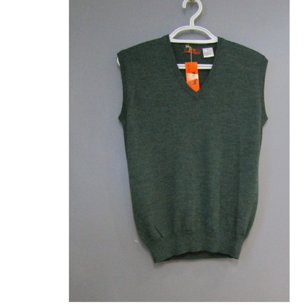 NEW Albert Charles Wool Blend Sweater Vest Size M